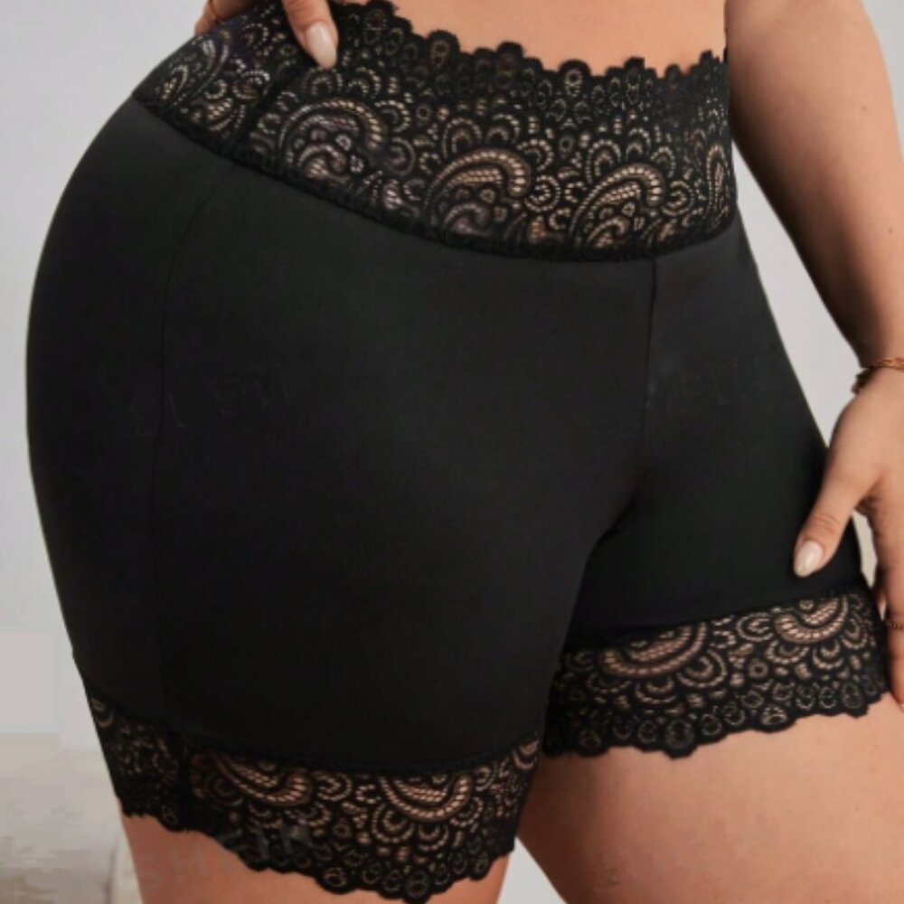 SHEIN Privé - Curve -  Lace Trimmed Bike Shorts - NEW